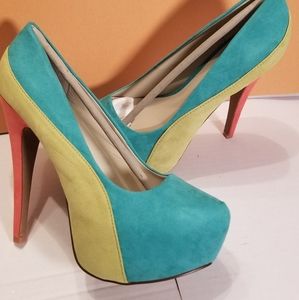 Green color block pumps
